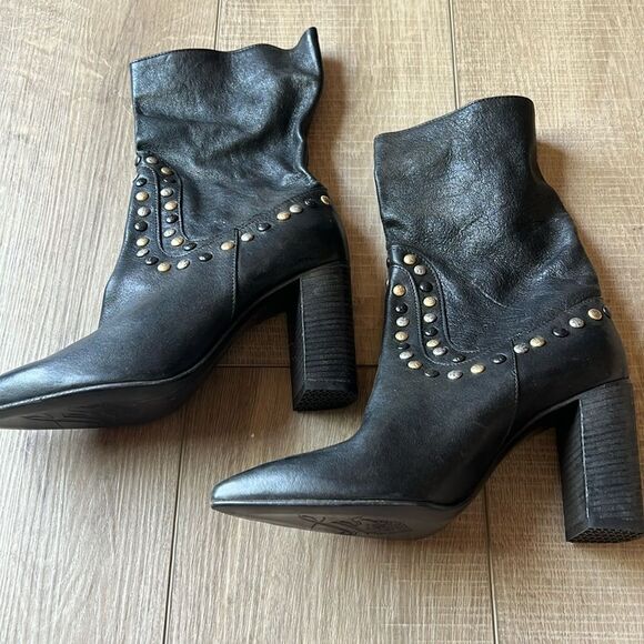 Free People Studded Dakota Boots Black Leather NWOB US 7.5 - Picture 2 of 11